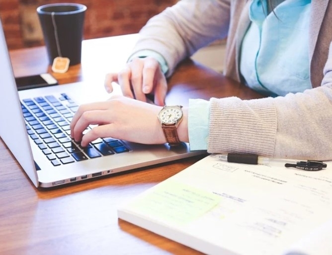 Националният осигурителен институт НОИ уведомява че работодателите могат да ползват