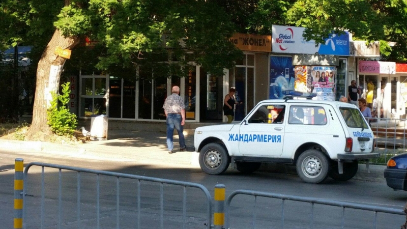 Половин килограм нарязан тютюн без акцизен бандерол е бил иззет