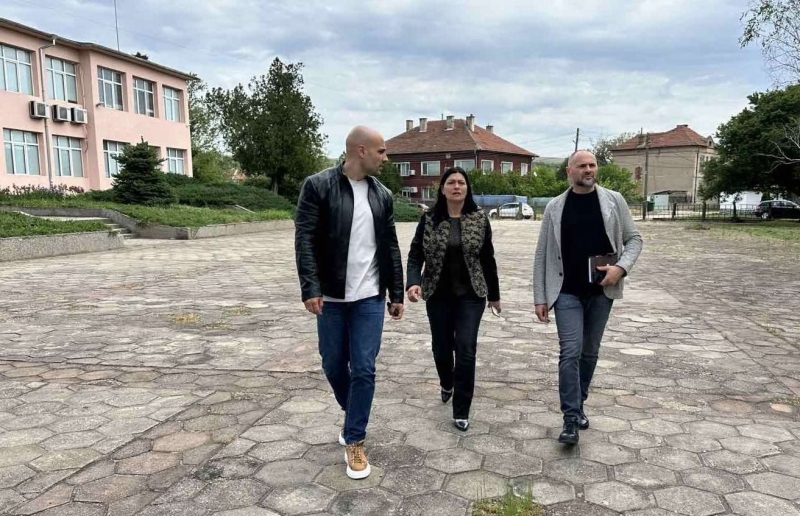 Активното присъствие на терен и директният диалог с хората остават