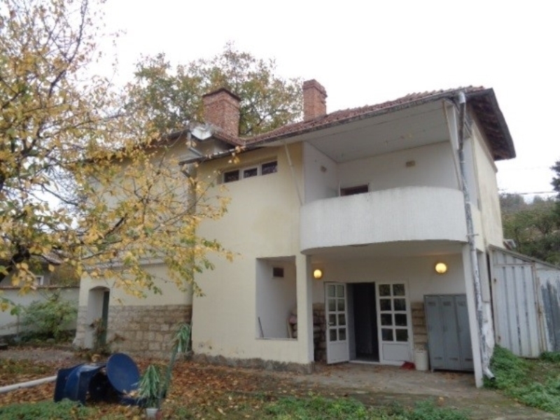 Частен съдебен изпълнител обяви на търг семеен хотел във Видинско