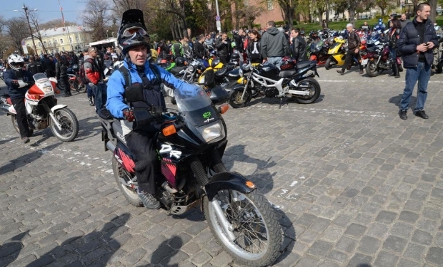 Тази вечер ще се проведе масовото нощно каране на мотори