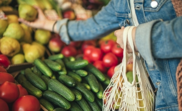 Пазарите ще работят от 13 до 15 април Въвеждат се