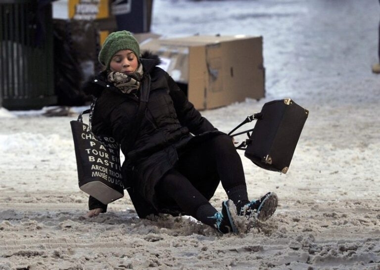 Девет души са преминали през спешното отделение на областната болница