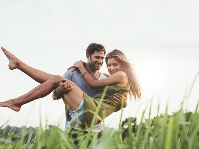 Партньорите в една двойка са като части за пъзел Непрекъснато