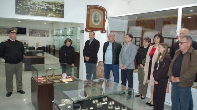 На 2 май бе открита Камерна изложба Военни отличия и