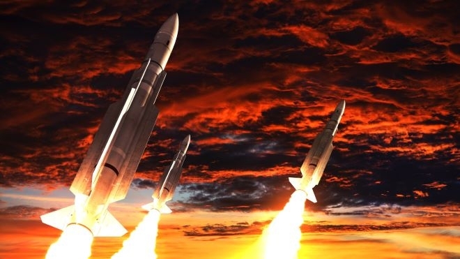 НАТО се безпокои че Русия може скоро да разположи ядрени