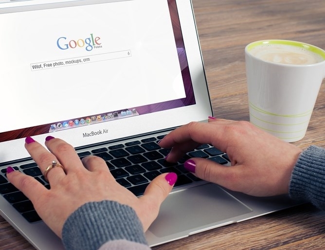 Интернет гигантът Гугъл взема мерки срещу проблема с разпространяването на