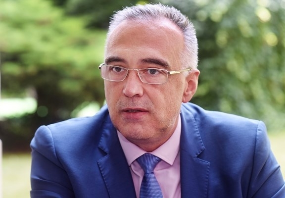 Сегашното правителство преодолява всякакви форми на несъвместимост Няма граници които