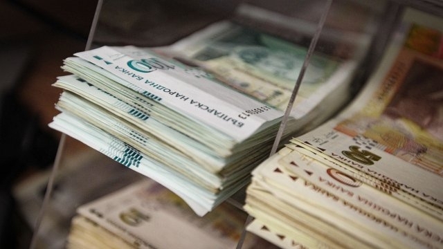 Държавният бюджет влиза в сила от 1 август след като