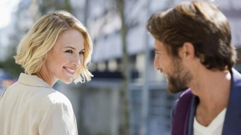 Всяка връзка започва с усмивки пеперуди и много ах колко