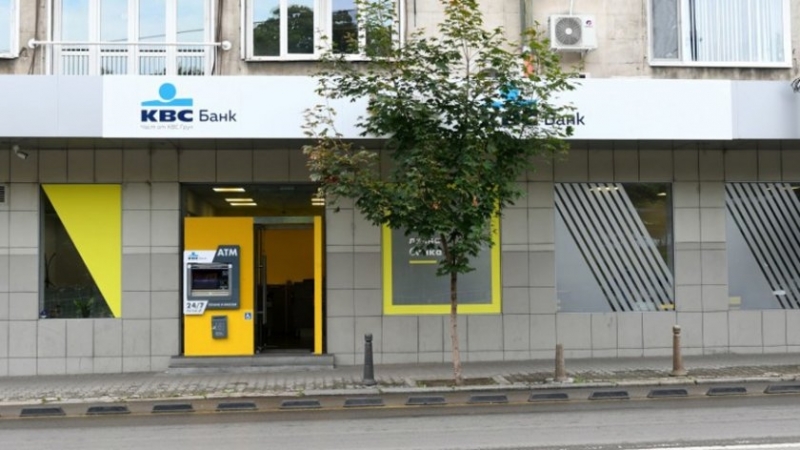 Всички клонове на Райфайзенбанк България вече са ребрандирани под името