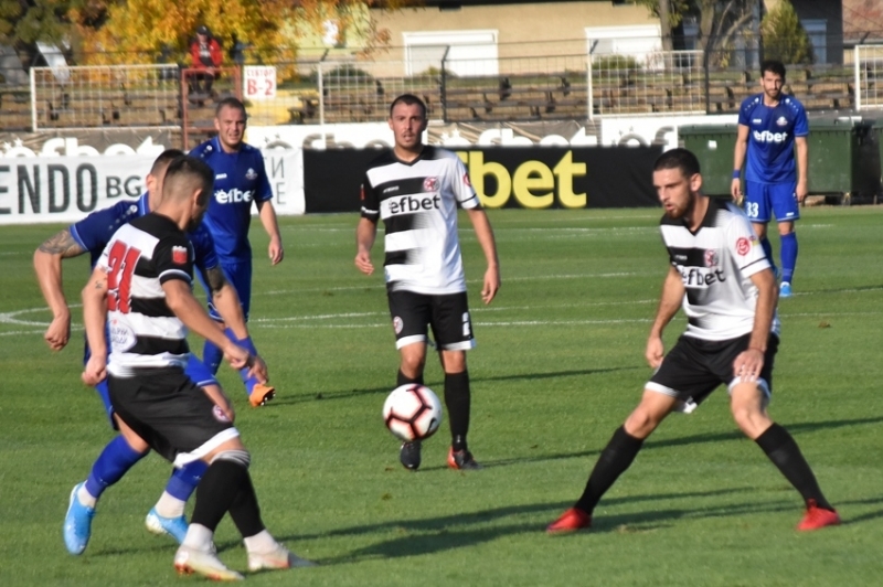 Монтана загуби с 2 1 гостуването си на Локомотив в Горна