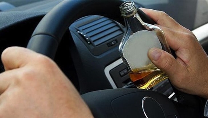 Шофьор седнал зад волана след употреба на алкохол е задържан