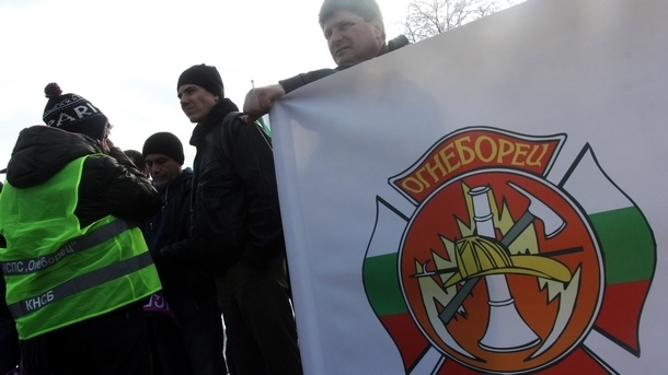 Националният синдикат на пожарникарите и спасителите "Огнеборец” ще проведе днес