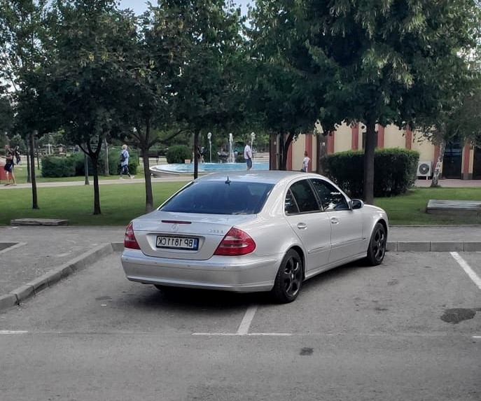 Поредното нагло паркиране ядоса врачани научи агенция BulNews Местен жител е