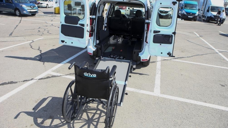 Национално представителните организации на и за хората с увреждания и членове на Националния