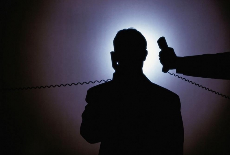 Полицията никога не иска пари по телефона Това каза за Дарик гл