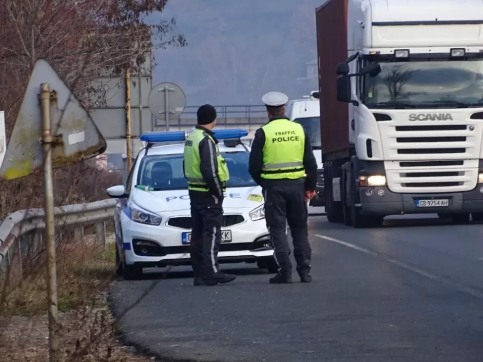 Ченгетата в Монтанско изпотиха над 1 000 души при международната акция „Фокус върху пътя“
