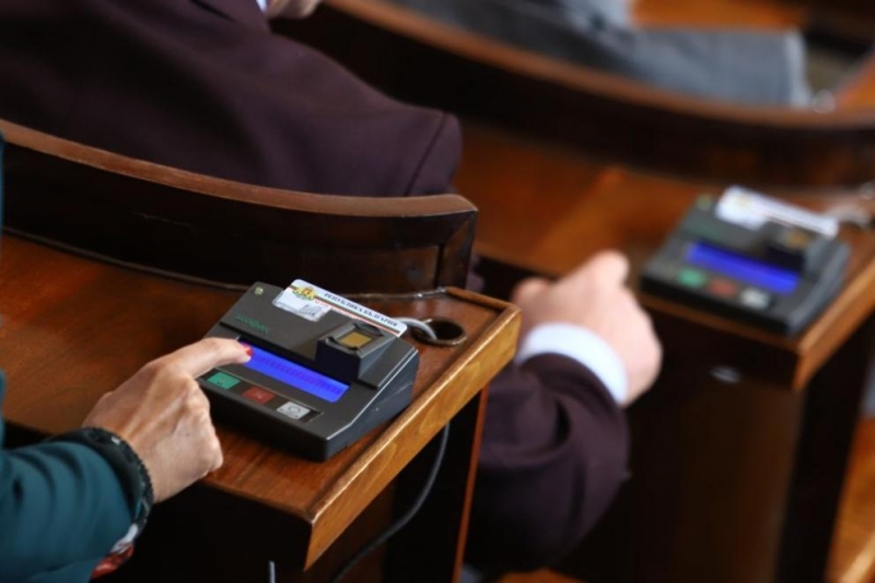 Парламентът окончателно прие измененията и допълненията в Закона за медиацията