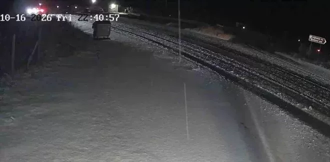 Зимата дойде! Първи сняг валя на "Петрохан", шофьорите да внимават /снимки+видео/