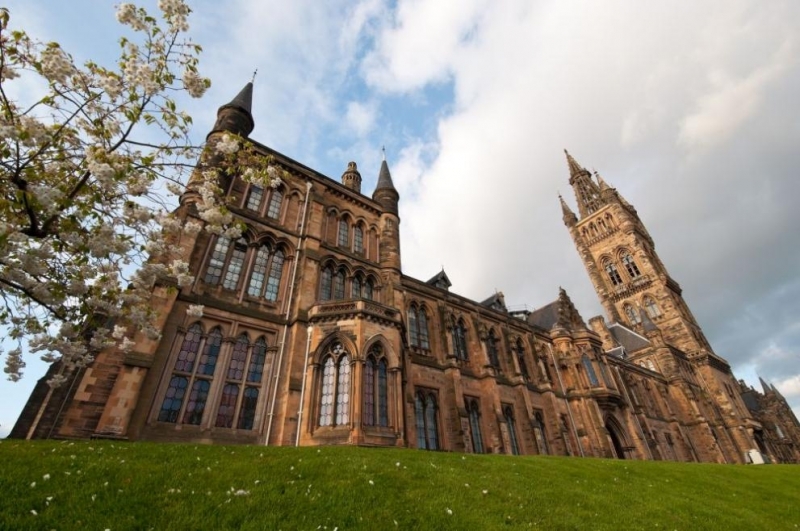 Шотландия обяви че висшето образование в страната за студенти от Европейския
