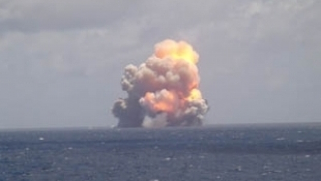 Две експлозии гръмнаха на руски петролен танкер в Азовско море