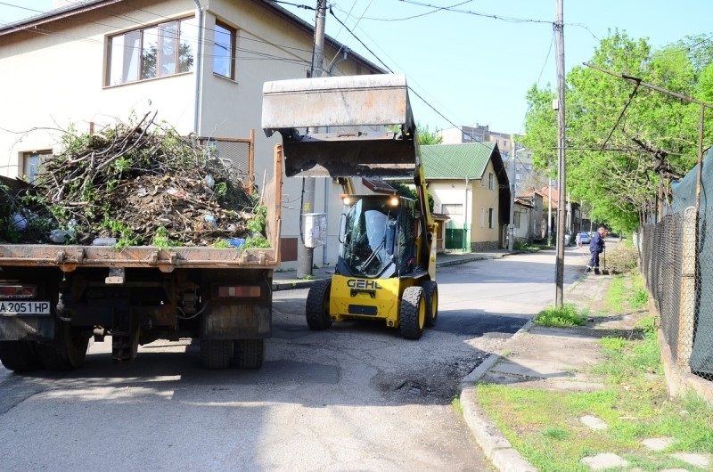 Днес започва пролетно почистване във Видин, съобщиха от общината. Традиционната