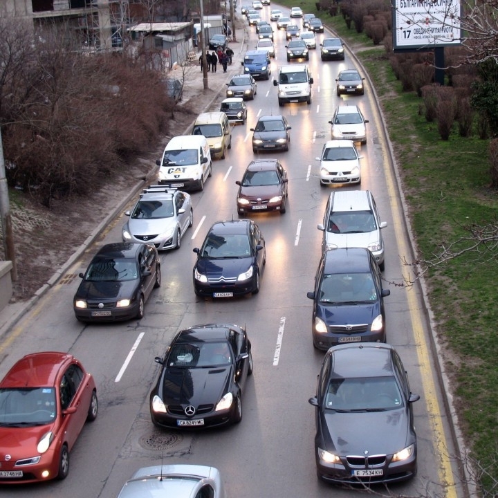 І МЕТЕОРОЛОГИЧНА ОБСТАНОВКА Температурите са в интервала от 10 deg