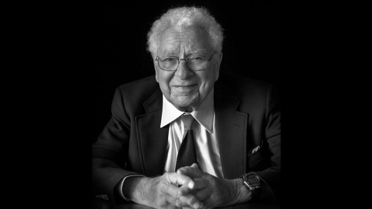 В САЩ на 89 годишна възраст почина Мъри Гел Ман носител на