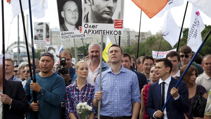 Излежаващият ефективна присъда руски опозиционер Алексей Навални заяви днес че