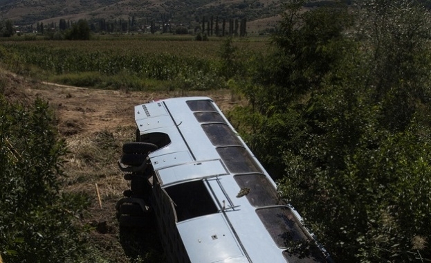 Пътнически автобус катастрофира на пътя Русе Разград предаде bTV