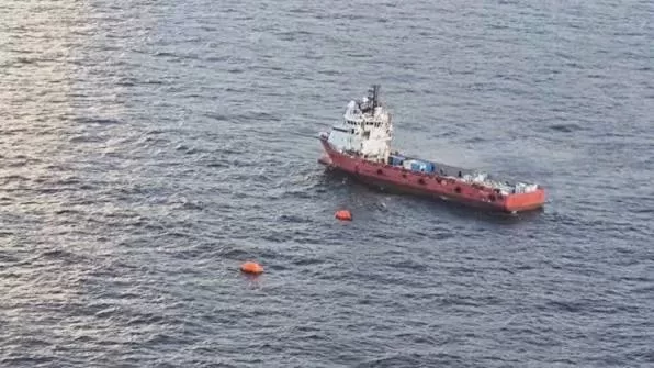 Кораб потъна в Черно море край Румъния след атака с дрон, има загинал и изчезнали моряци