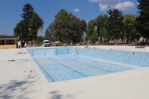 Нов плувен басейн имат в Бяла Слатина похвали се кметът