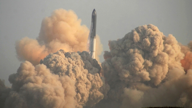 Най-мощната ракета в човешката история Старшип“ на Space X излетя