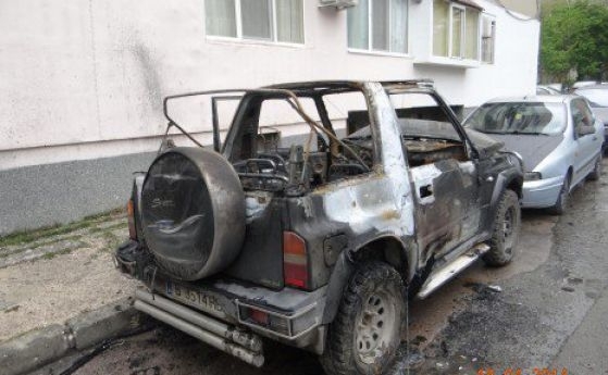 Колата на младеж е била запалена в Монтана миналата нощ