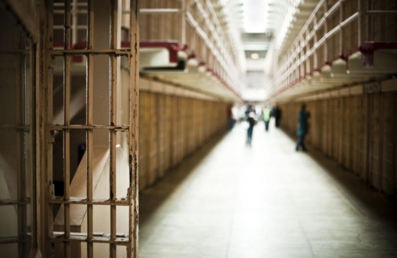 900 затворници с леки присъди бяха освободени в Ню Йорк