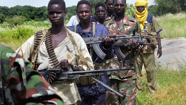 Въоръжени лица за които се смята че принадлежат към престъпна