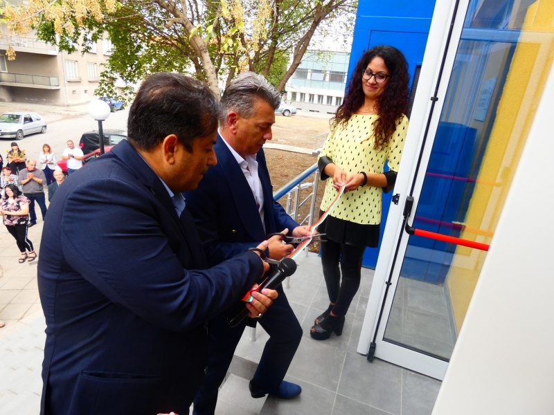 Основно ремонтираната и оборудвана сграда на бившата баня в Лом