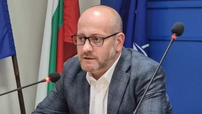 Радан Кънев: Сделката между Тръмп и Путин е пропаганда преди изборите в САЩ