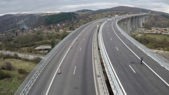 І МЕТЕОРОЛОГИЧНА ОБСТАНОВКА Температурите са в интервала от 2 deg