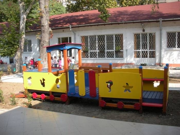 3 годишно дете е пострадало при игра в двора на ясла