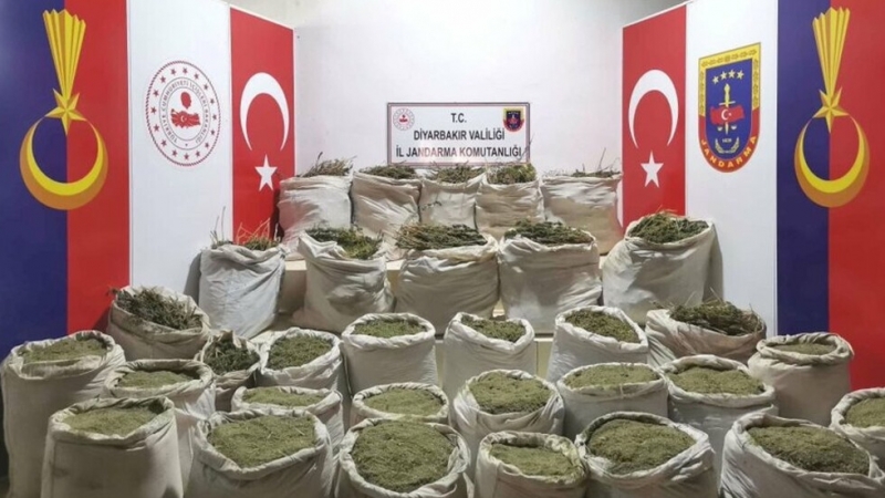 Близо два тона хашиш на прах са били заловени в