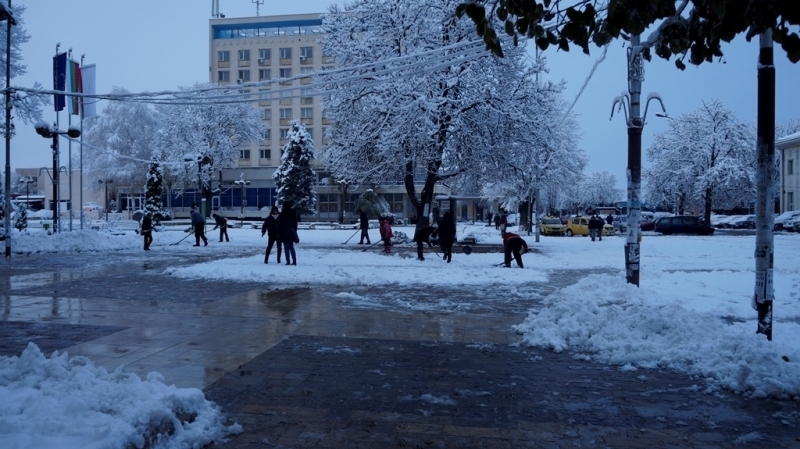 Курбан чорба и базар на риба подготвят за Никулден в