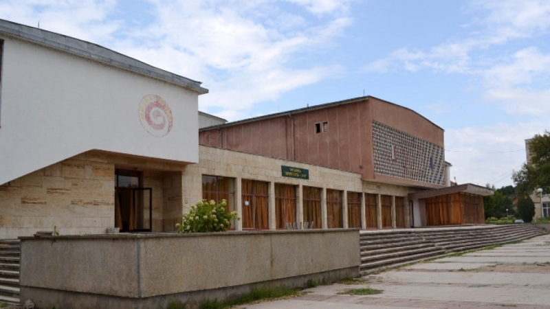 С нова визия ще се сдобие сградата на НЧ Просвета 1915