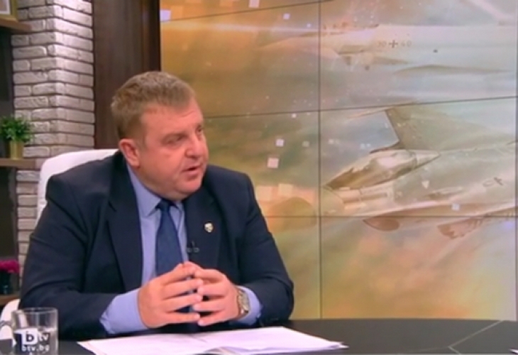 Закриването на Агенцията за българите в чужбина не решава никакви