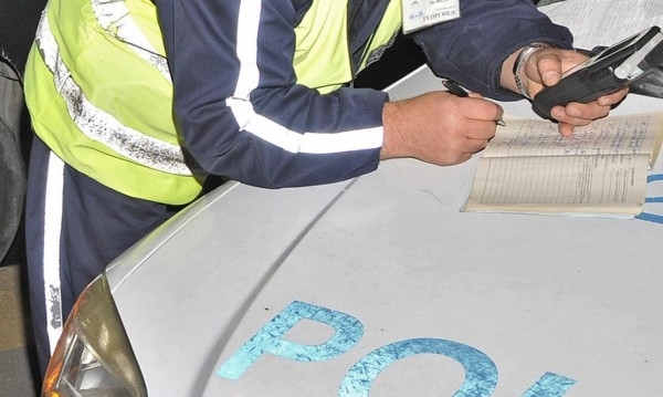 Пиян и неправоспособен шофьор е заловен зад волана на Фолксваген