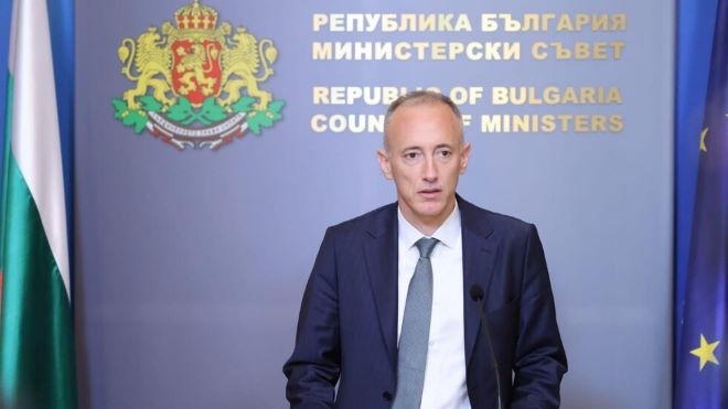 По инициатива на министъра на образованието и науката Красимир Вълчев