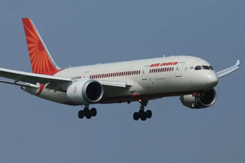 Отклониха самолет на Air India след сигнал за отвличане по маршрута Франкфурт–Делхи