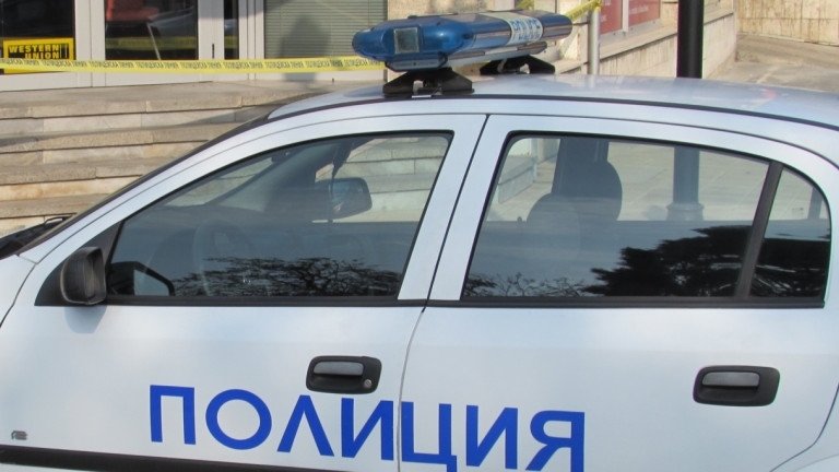 Задържаха 32 годишен мъж непосредствено след взломна кражба във Варна Той е