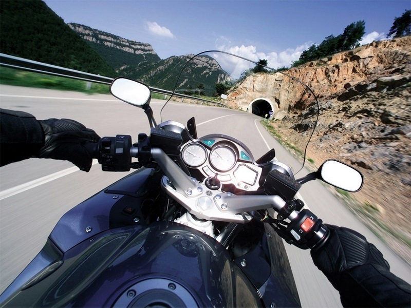 Полицията е спряла неправоспособен мъж да юрка мотор във Врачанско